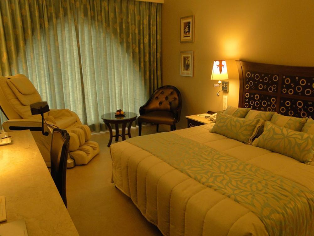 Sai Palace Hotel Mumbai Kültér fotó